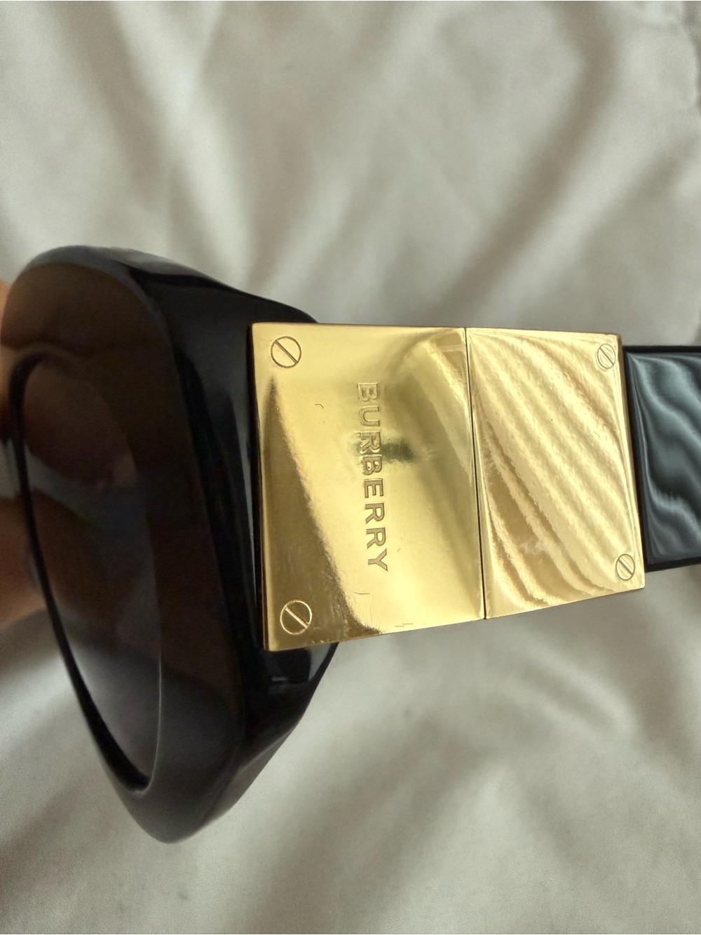 Burberry Black Oversized Cat-Eye Sunglasses with Gold Accents - Picture 2 of 8
